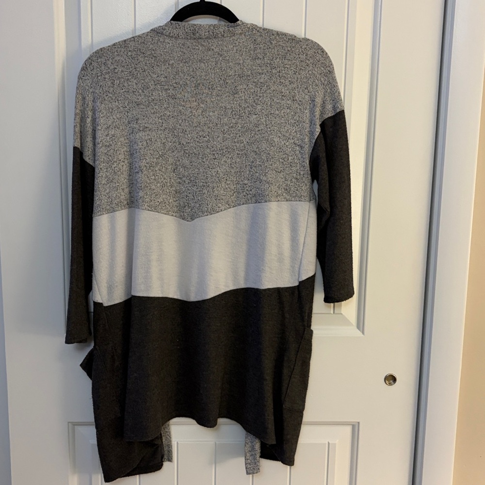 Maurices Gray and Black Open Front Cardigan - Picture 3 of 3